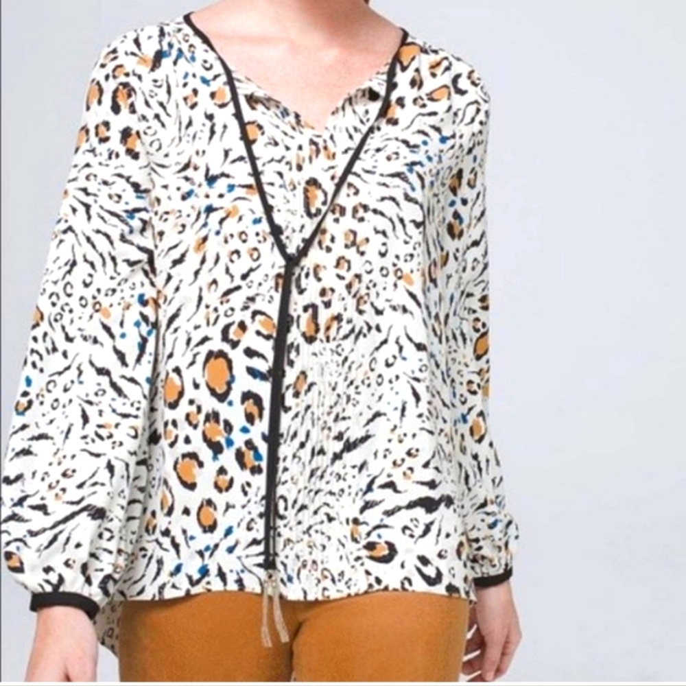 NWT WHBM Leopard Print Hi-low Blouse with Fringed Tassel Tie, size XS